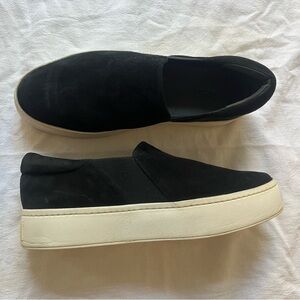 Vince Warren Black Suede Platform Slip-on Sneakers size 10 / 40